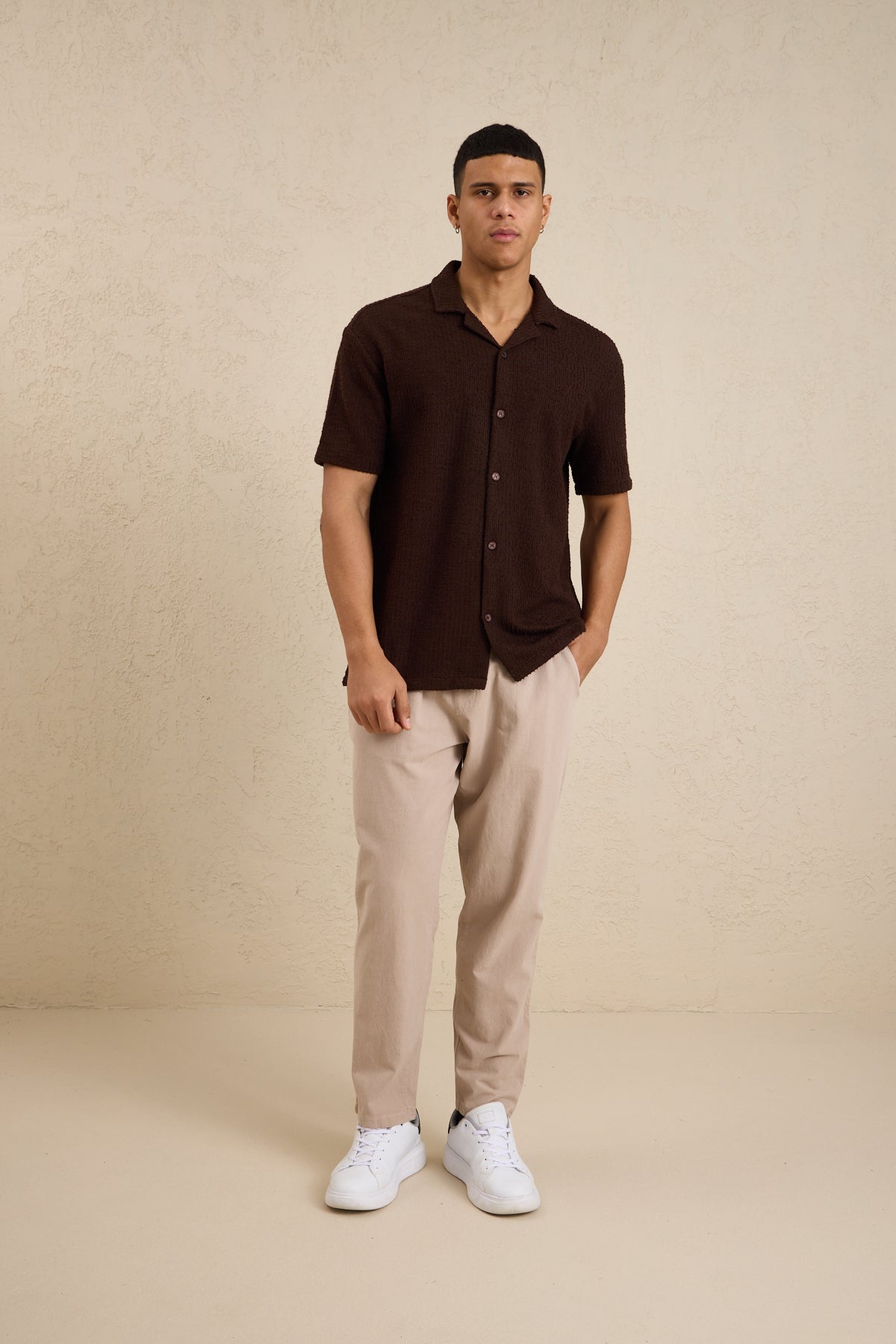 Erkek Teknik Kumaş Jakarlı Gömlek Kahverengi