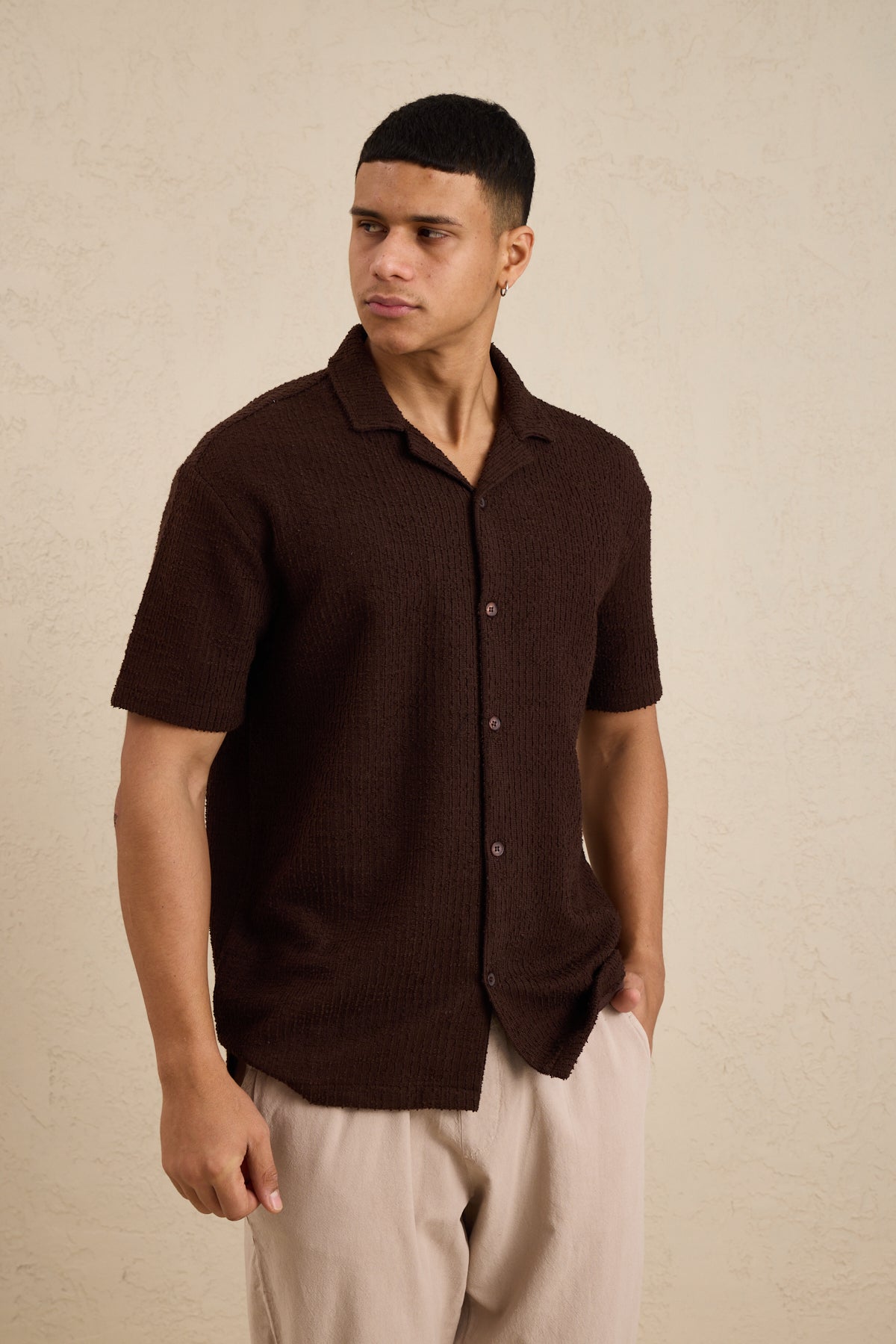 Erkek Teknik Kumaş Jakarlı Gömlek Kahverengi