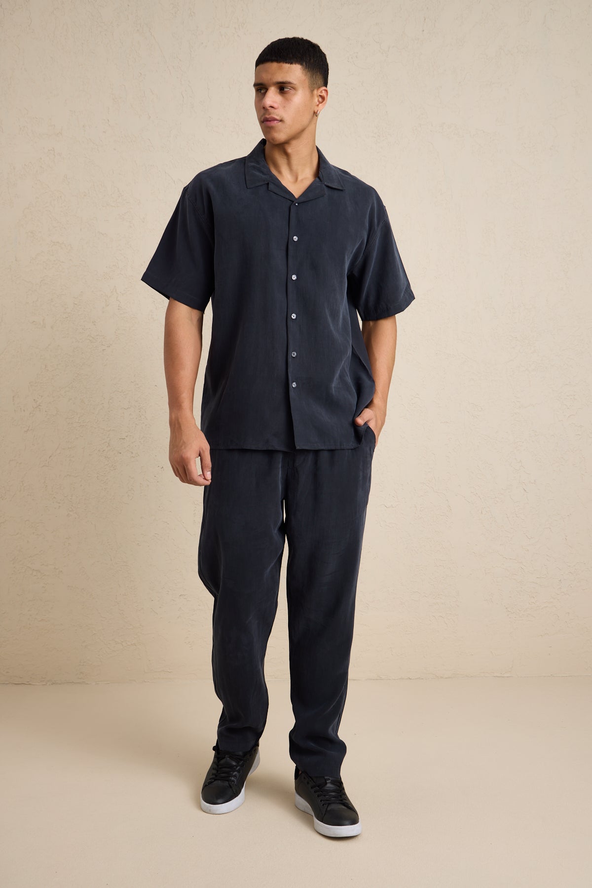 Erkek Modal Kumaş Pantolon Gömlek Takım Siyah