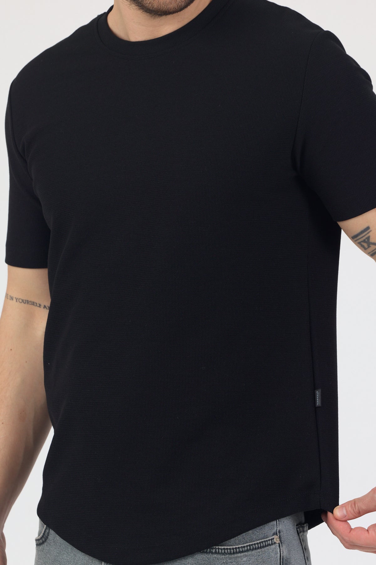 Erkek Pirinç Dokulu Örme Basic Tshirt Siyah