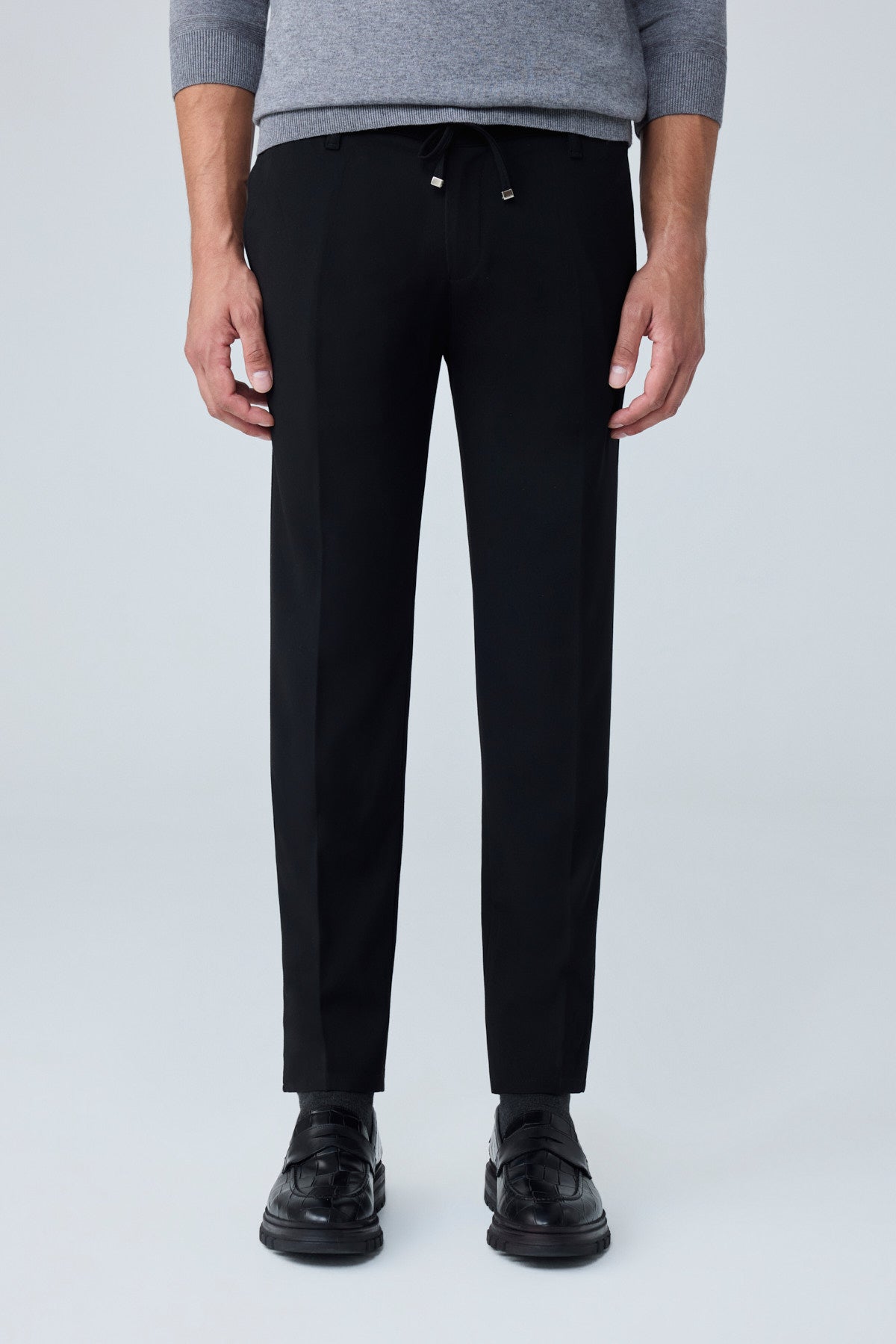 Erkek Comfort Fit Siyah Jogger Pantolon | Esnek Kumaş Günlük Rahat Kesim – 169DNGR