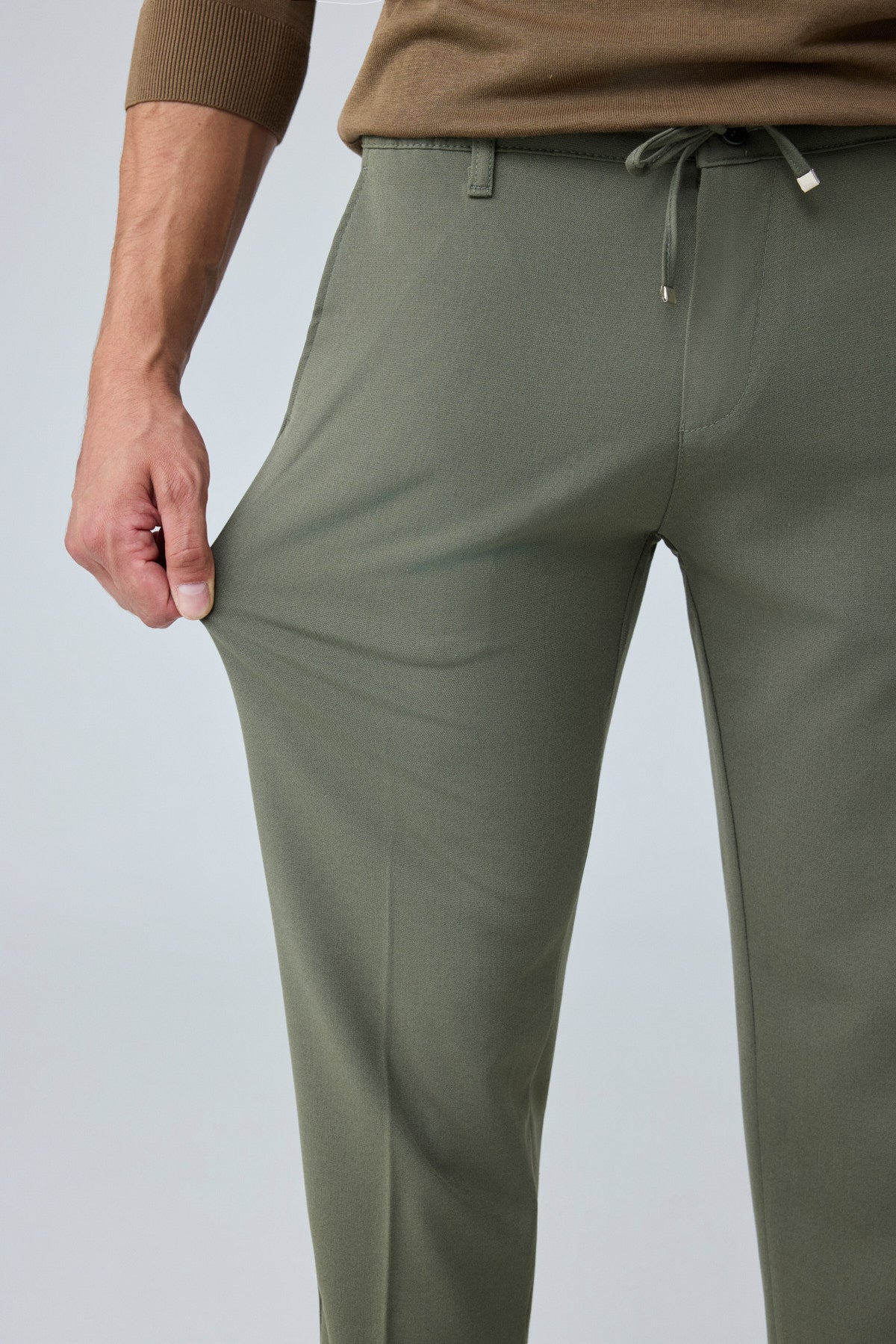 Erkek Comfort Fit Haki Jogger Pantolon | Esnek Kumaş Günlük Rahat Kesim – 169DNGR