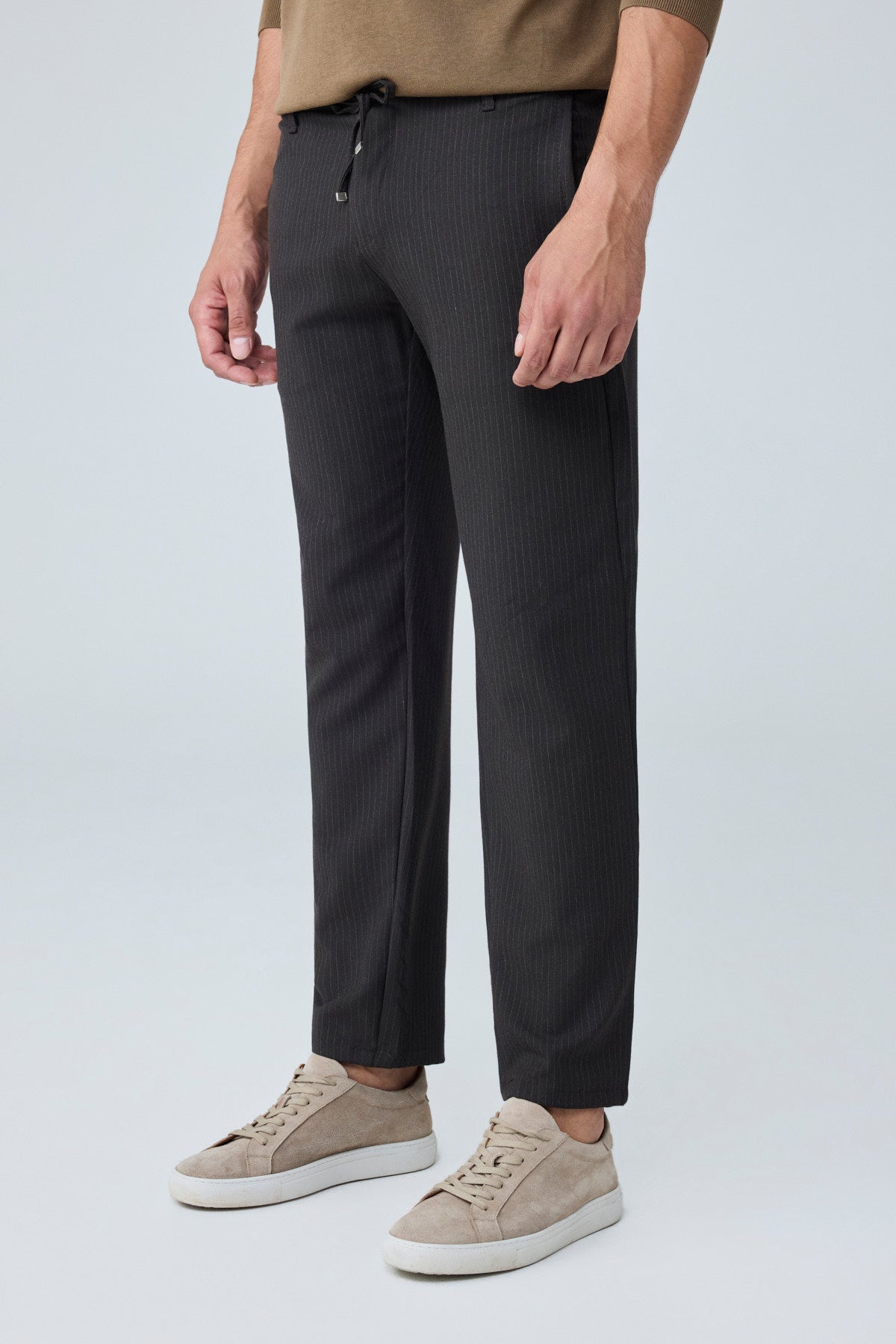 Erkek Comfort Fit Kahverengi Çizgili Jogger Pantolon Esnek Kumaş 0247DNGR