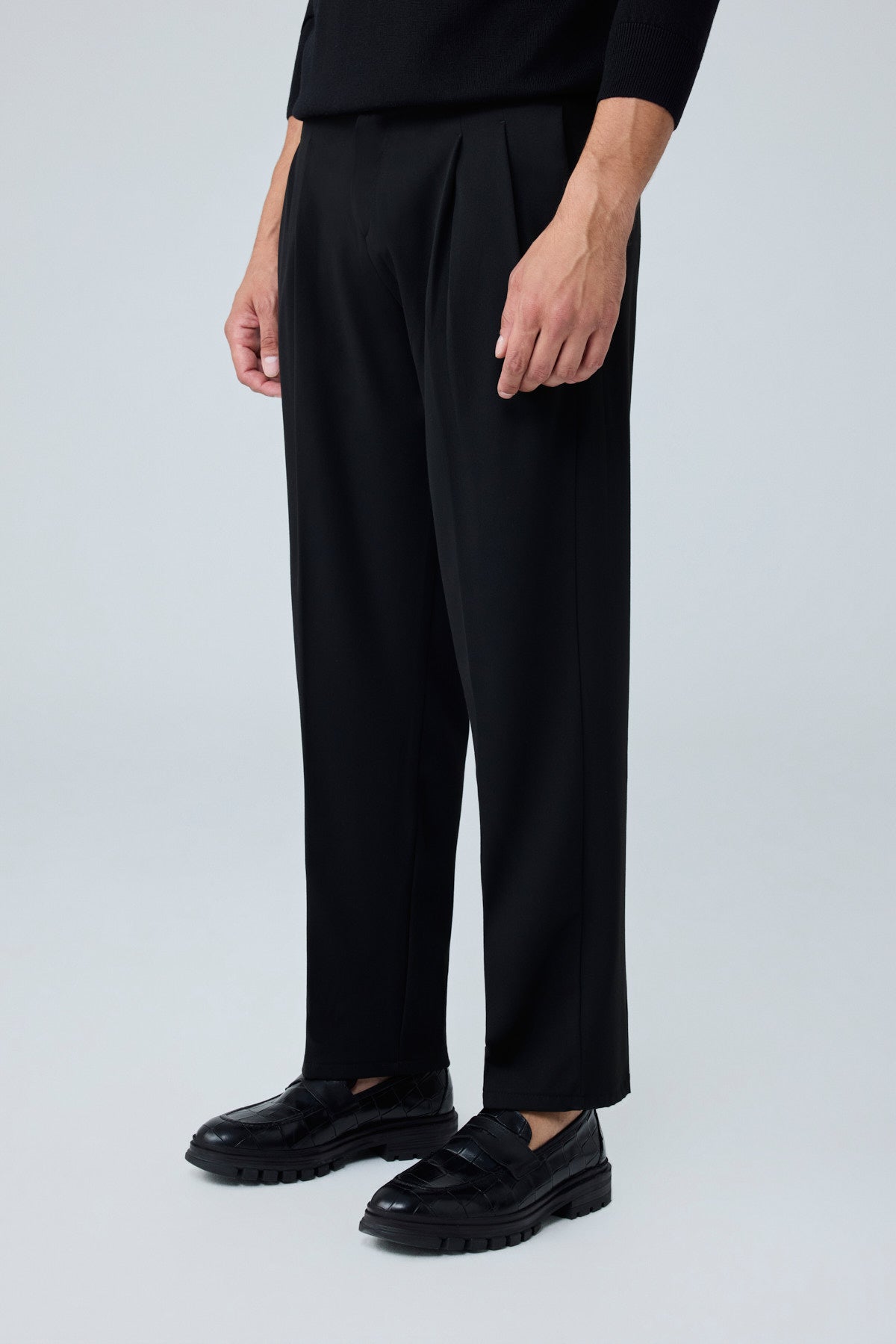 Erkek Baggy Fit Pileli Kumaş Pantolon Sİyah 0172DNGR