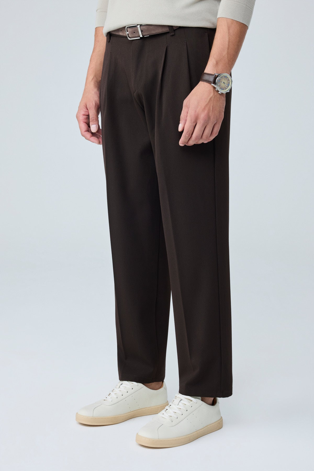 Erkek  Baggy Fit Pileli Kumaş Pantolon Kahverengi 0172DNGR