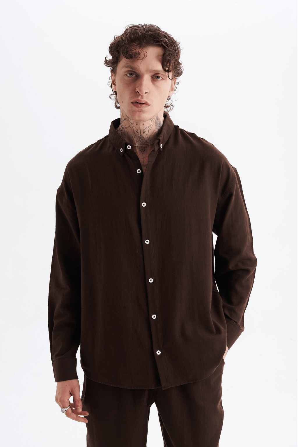 Erkek %100 Pamuklu Keten Görünümlü Pantolon Gömlek Takım Kahverengi