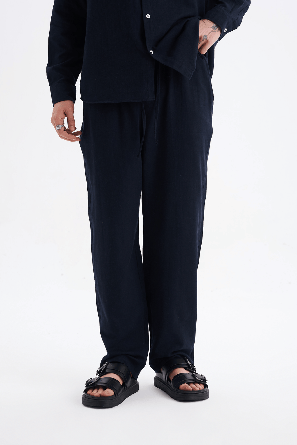 Erkek %100 Pamuklu Keten Görünümlü Pantolon Gömlek Takım Lacivert