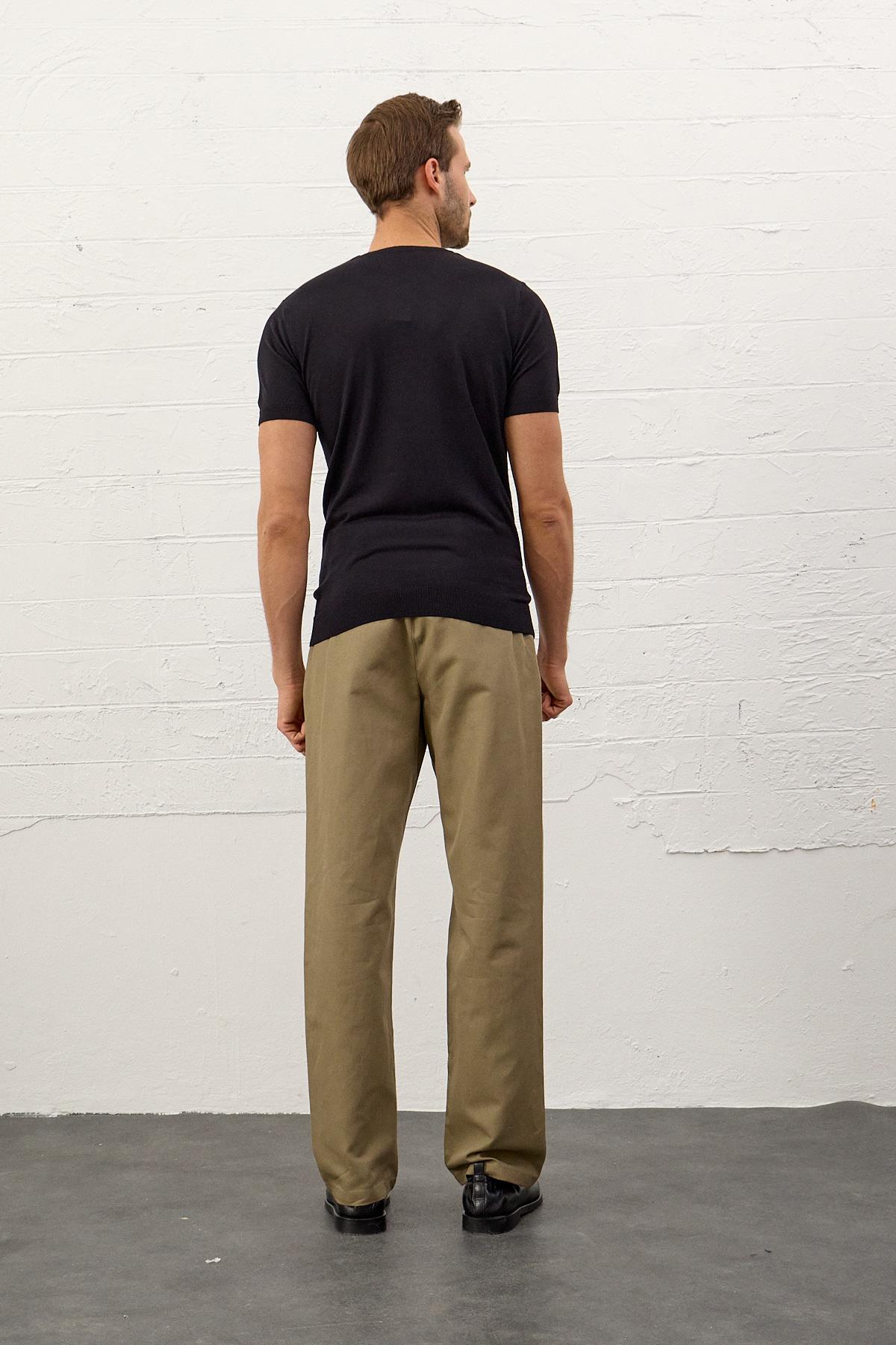 Erkek Bisiklet Yaka Slim-Fit Yazlık Triko Tişört Koyu Lacivert 5017DNGR