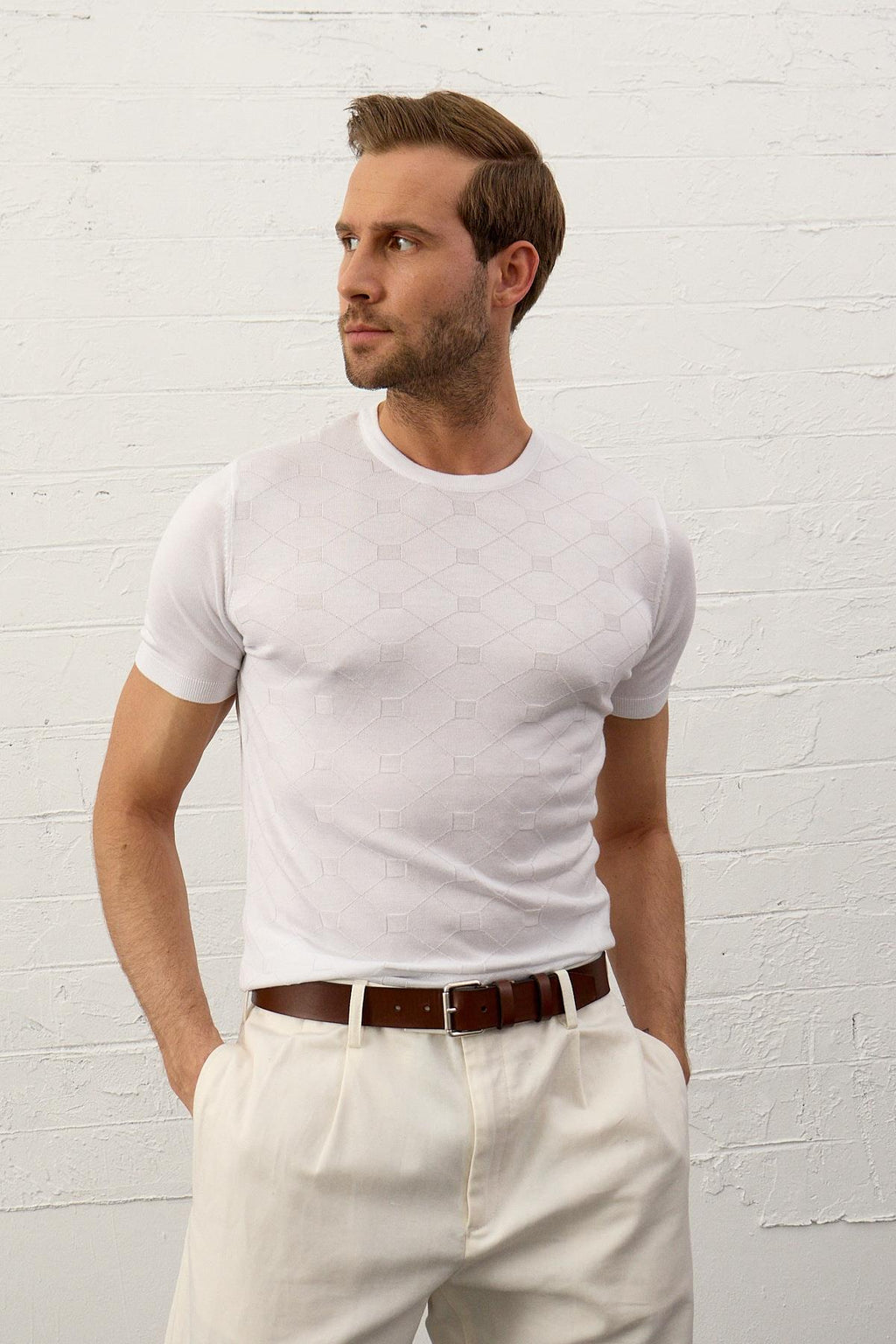 Erkek Kare Desenli Slim-Fit Yazlık Triko T-shirt Beyaz 5020DNGR