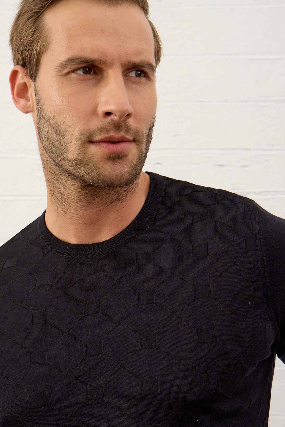 Erkek Kare Desenli Slim-Fit Yazlık Triko T-shirt Koyu Lacivert 5020DNGR