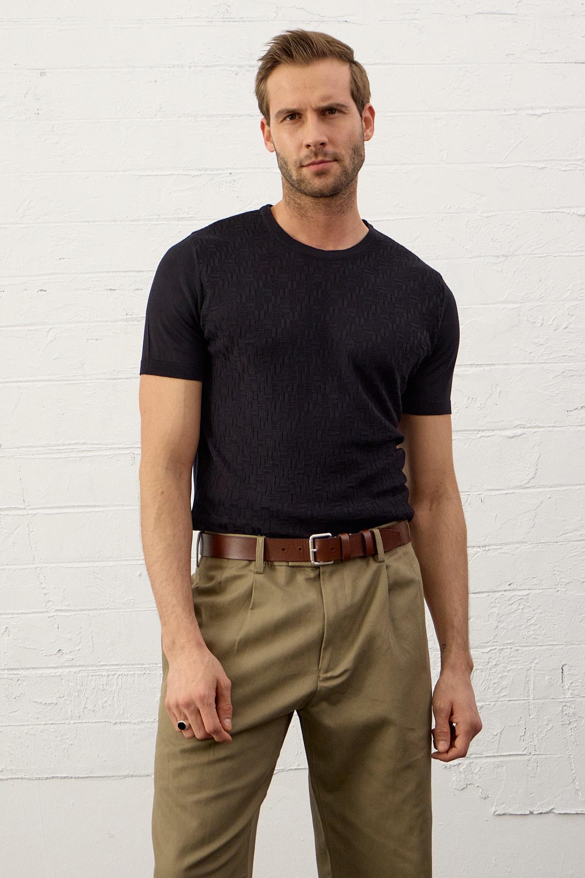 Erkek Modelli Bisiklet Yaka Slim-Fit Yazlık Triko Tişört Siyah 5015DNGR1