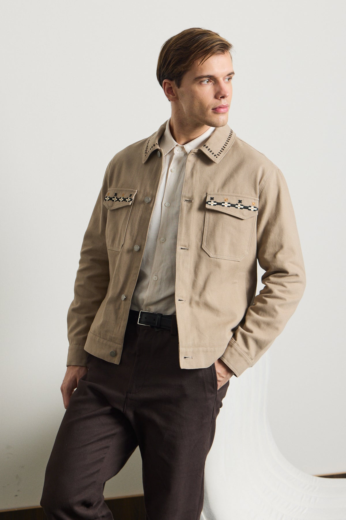 Erkek Nakışlı Denim Ceket Vizon