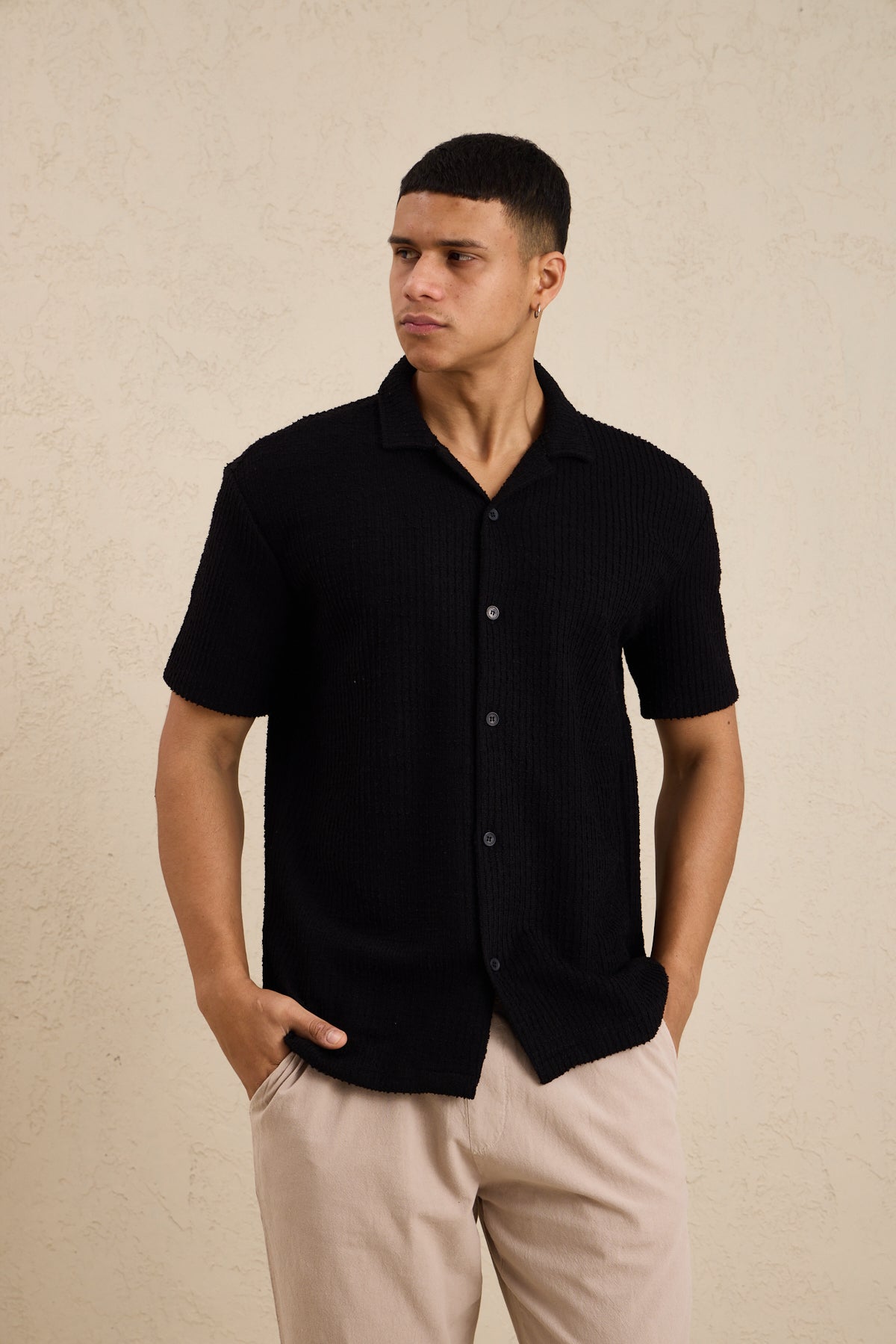 Erkek Teknik Kumaş Jakarlı Gömlek Siyah