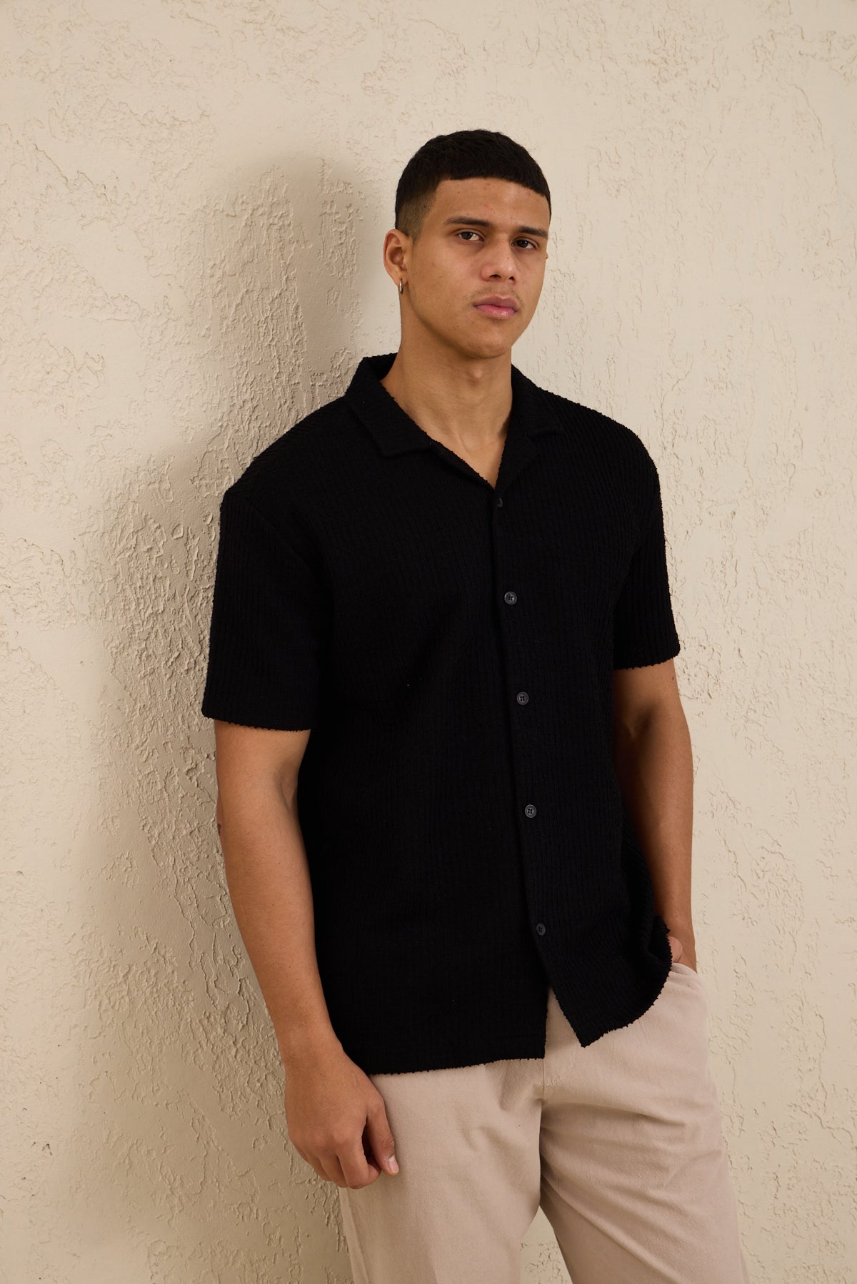 Erkek Teknik Kumaş Jakarlı Gömlek Siyah