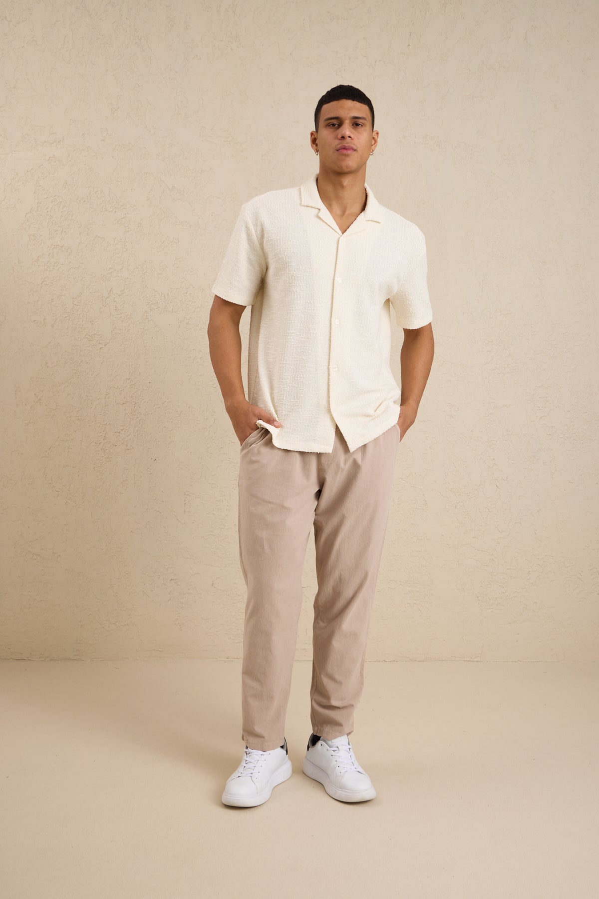 Erkek Teknik Kumaş Jakarlı Gömlek Ekru